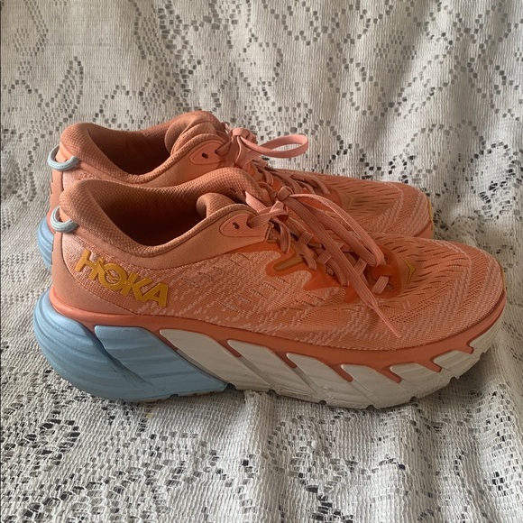 HOKA ONE ONE GAVIOTA WOMEN SIZE 9B RUNNING SHOES ORANGE - Picture 6 of 8